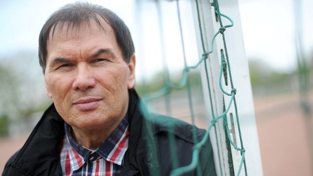 Sorgt sich um die Zukunft seines ehemaligen Clubs: Norbert Nigbur. Sorgt sich um die Zukunft seines ehemaligen Clubs: Norbert Nigbur.
