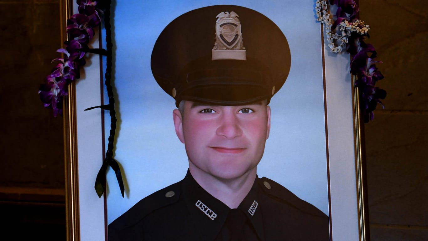 Kapitol-Polizist Brian Sicknick: Er verteidigte das Kapitol gegen Trump-Anhänger, Stunden später brach er tot zusammen.