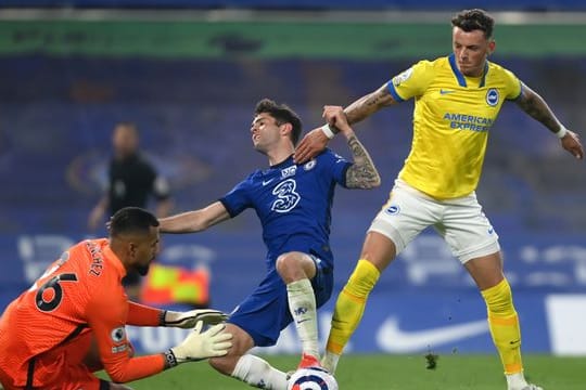 Christian Pulisic (M) kam mit Chelsea gegen Brighton & Hove Albion nicht über ein Remis hinaus.