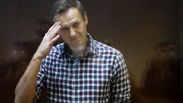 Alexej Nawalny muss in einem russischen Straflager eine Gefängnisstrafe absitzen: Sein Gesundheitszustand ist besorgniserregend.