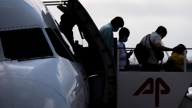 Der letzte Flug aus griechischen Lagern mit Kindern und Jugendlichen aus griechischen Flüchtlingslagern soll diese Woche in Hannover eintreffen.