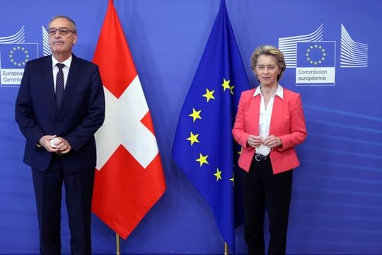 EU-Kommissionspräsidentin Ursula von der Leyen empfängt den Schweizer Bundespräsidenten Guy Parmelin in Brüssel.