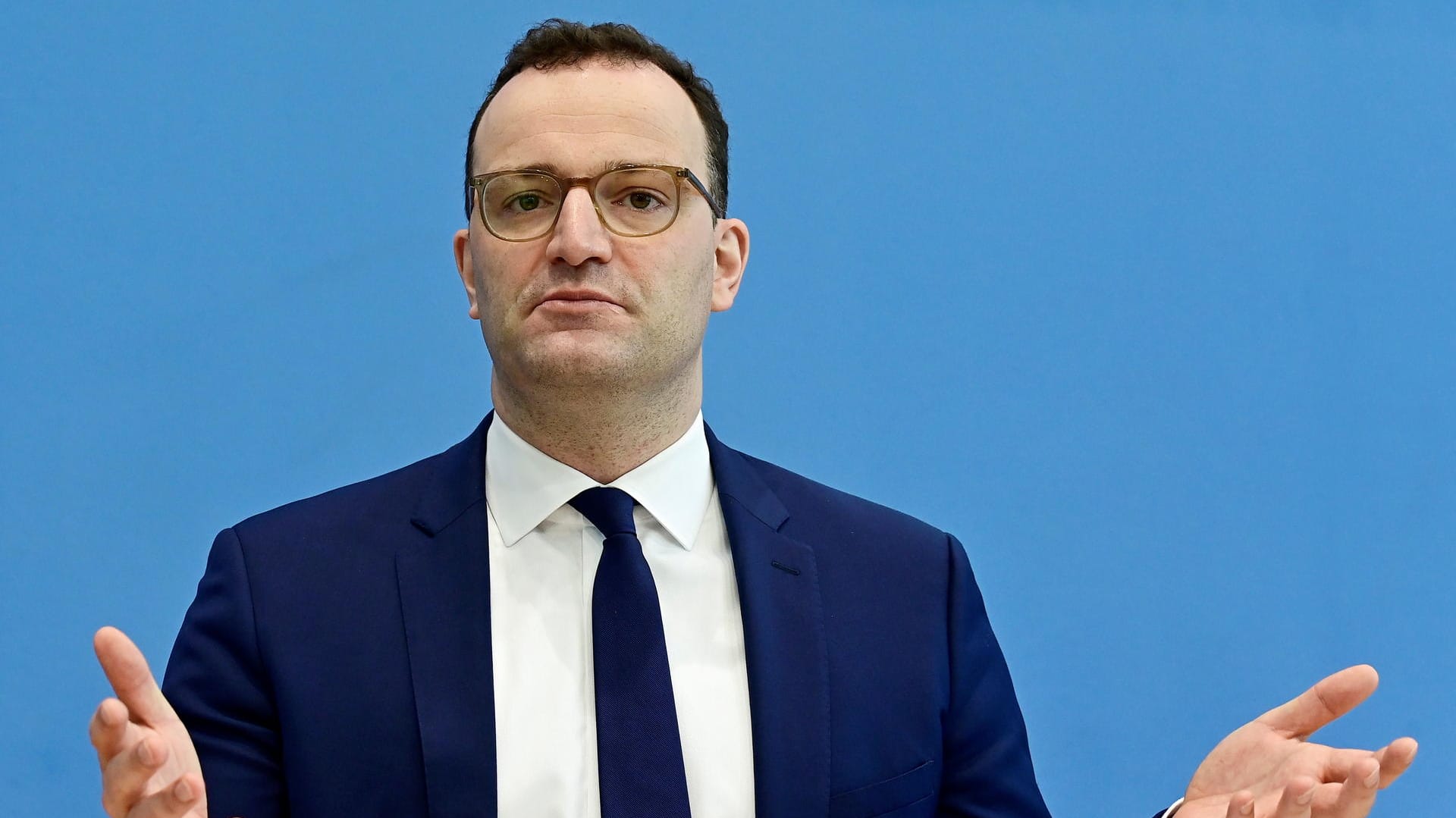 Jens Spahn: Der Gesundheitsminister rief dazu auf, sich auch weiterhin an die Corona-Regeln zu halten.