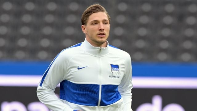 Hat mit Hertha ein straffes Programm im Abstiegskampf: Niklas Stark. Hat mit Hertha ein straffes Programm im Abstiegskampf: Niklas Stark.