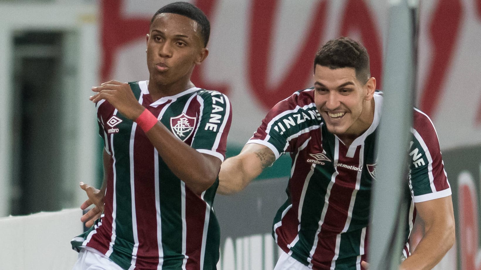 Kayky (l.) im Trikot von Fluminense: Der Flügelstürmer gilt als ein großes Talent.