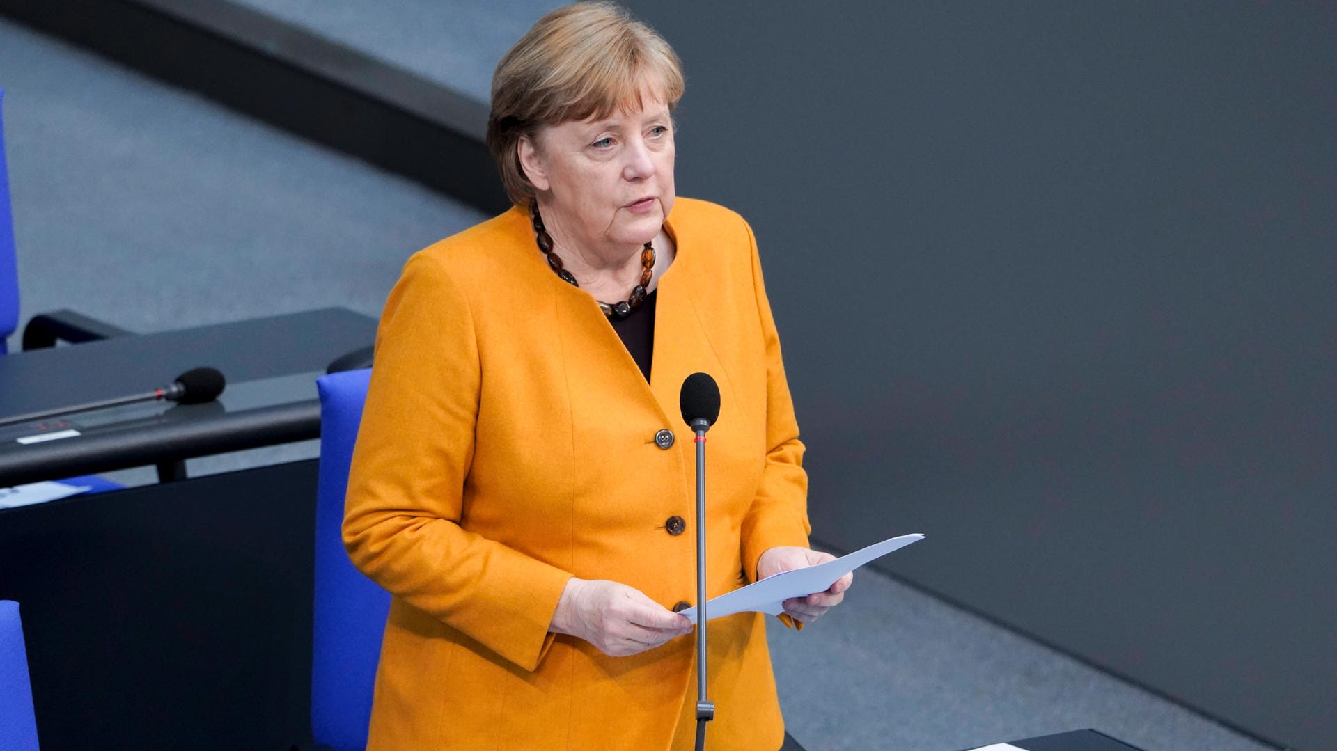 Bundeskanzlerin Angela Merkel: Sie hofft mit der Bundesnotbremse die dritte Corona-Welle einzudämmen. Bundeskanzlerin Angela Merkel: Sie hofft mit der Bundesnotbremse die dritte Corona-Welle einzudämmen.