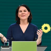 Die Kanzlerkandidatin der Grünen, Annalena Baerbock (Archivbild). Sie führt derzeit in Umfragen.