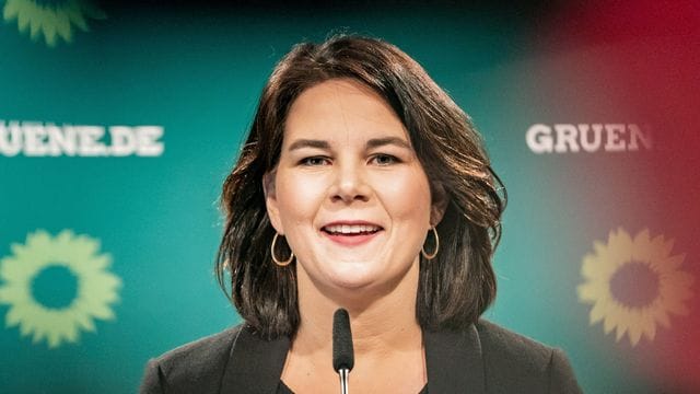 Die Nominierung von Annalena Baerbock zur Kanzlerkandidatin führt bei den Grünen zu einem Mitgliederboom. Die Nominierung von Annalena Baerbock zur Kanzlerkandidatin führt bei den Grünen zu einem Mitgliederboom.