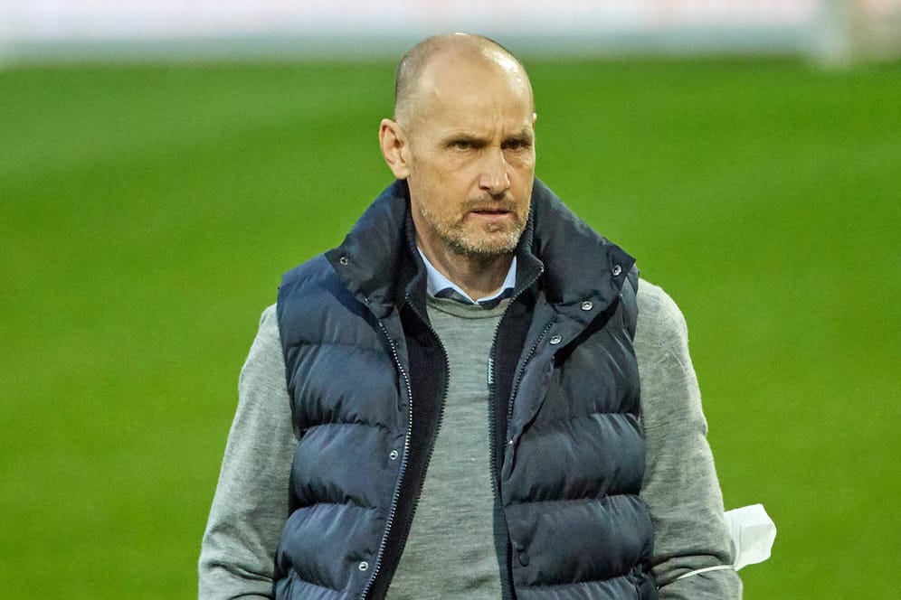 Heiko Herrlich: Der frühere BVB-Profi ist nicht mehr Trainer des FC Augsburg.