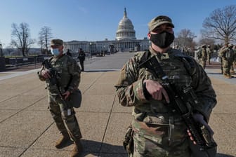 US-Soldaten am Kapitol der Vereinigten Staaten: Die USA verzeichnen die höchsten Militärausgaben weltweit.