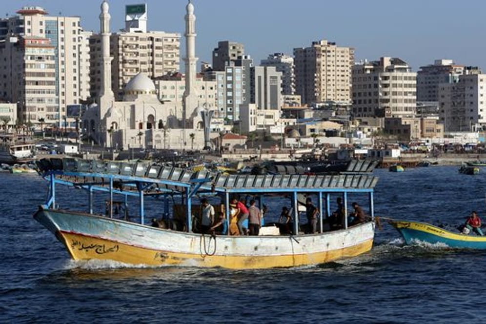 Ein Fischerboot vor der Küste des Gazastreifens.