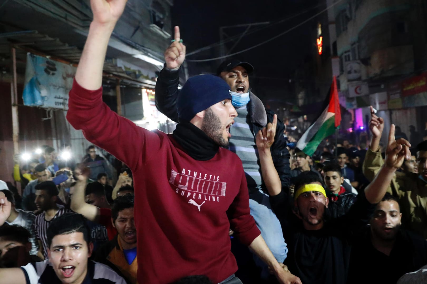 Demonstranten in Jerusalem: Die Spannungen zwischen Israelis und Palästinensern nahmen in den vergangenen Tagen zu.