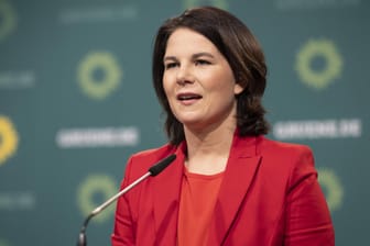 Annalena Baerbock: Die Kanzlerkandidatin der Grünen hat angesichts der Umfrageergebnisse genug Grund zur Freude.