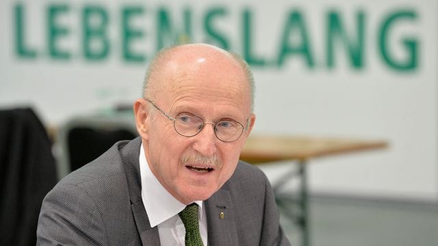 Kritisiert Werders Vereinsführung: Ex-Manager Willi Lemke.