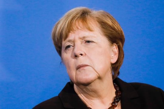 Bundeskanzlerin Merkel ist mit dem Europäischen Bürgerrechtspreis der Sinti und Roma ausgezeichnet worden.