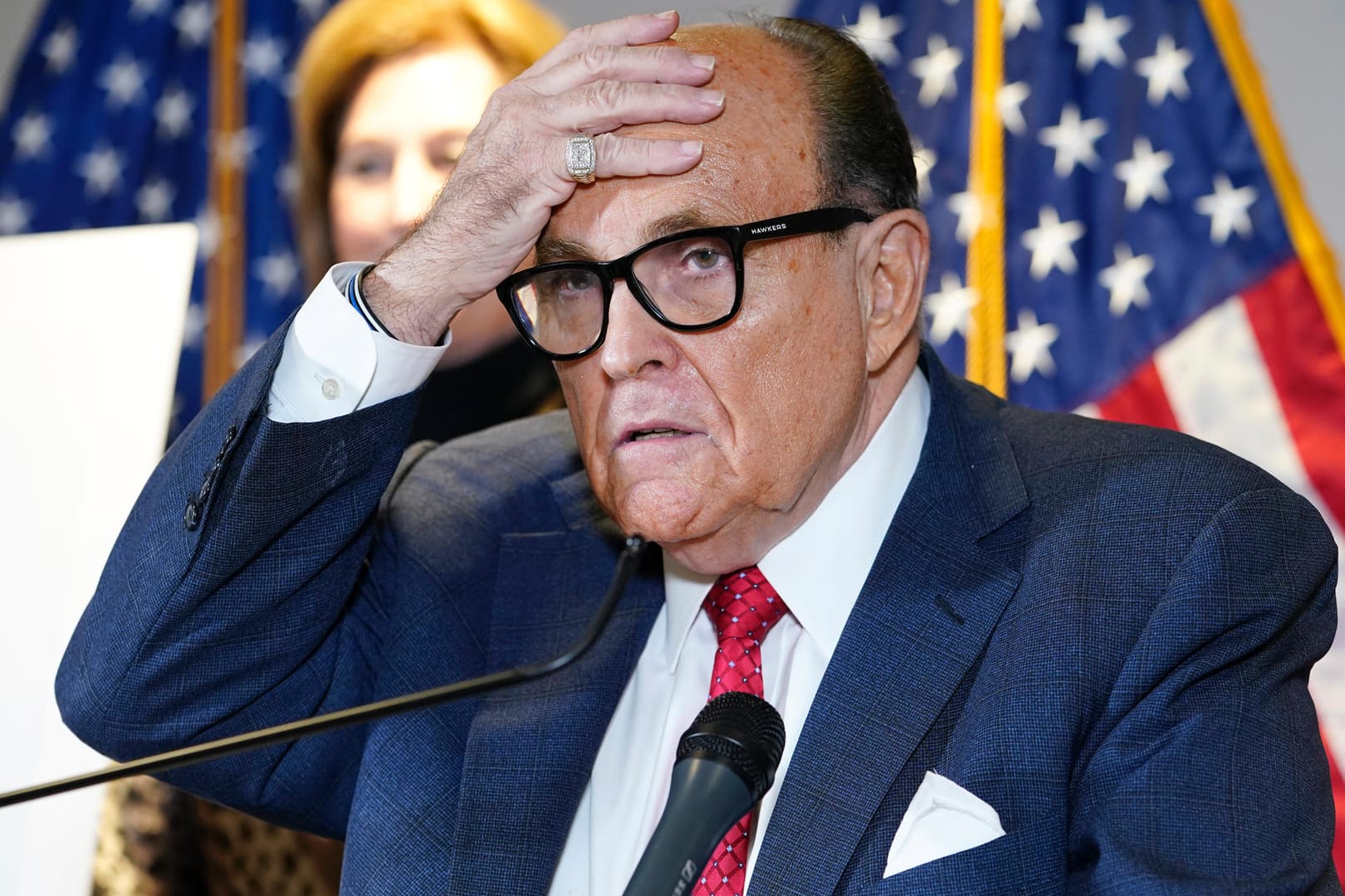 Rudy Giuliani: Die Ermittler haben elektronische Geräte beschlagnahmt.