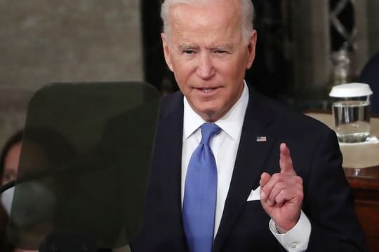 US-Präsident Joe Biden spricht während einer gemeinsamen Sitzung des US-Kongresses.