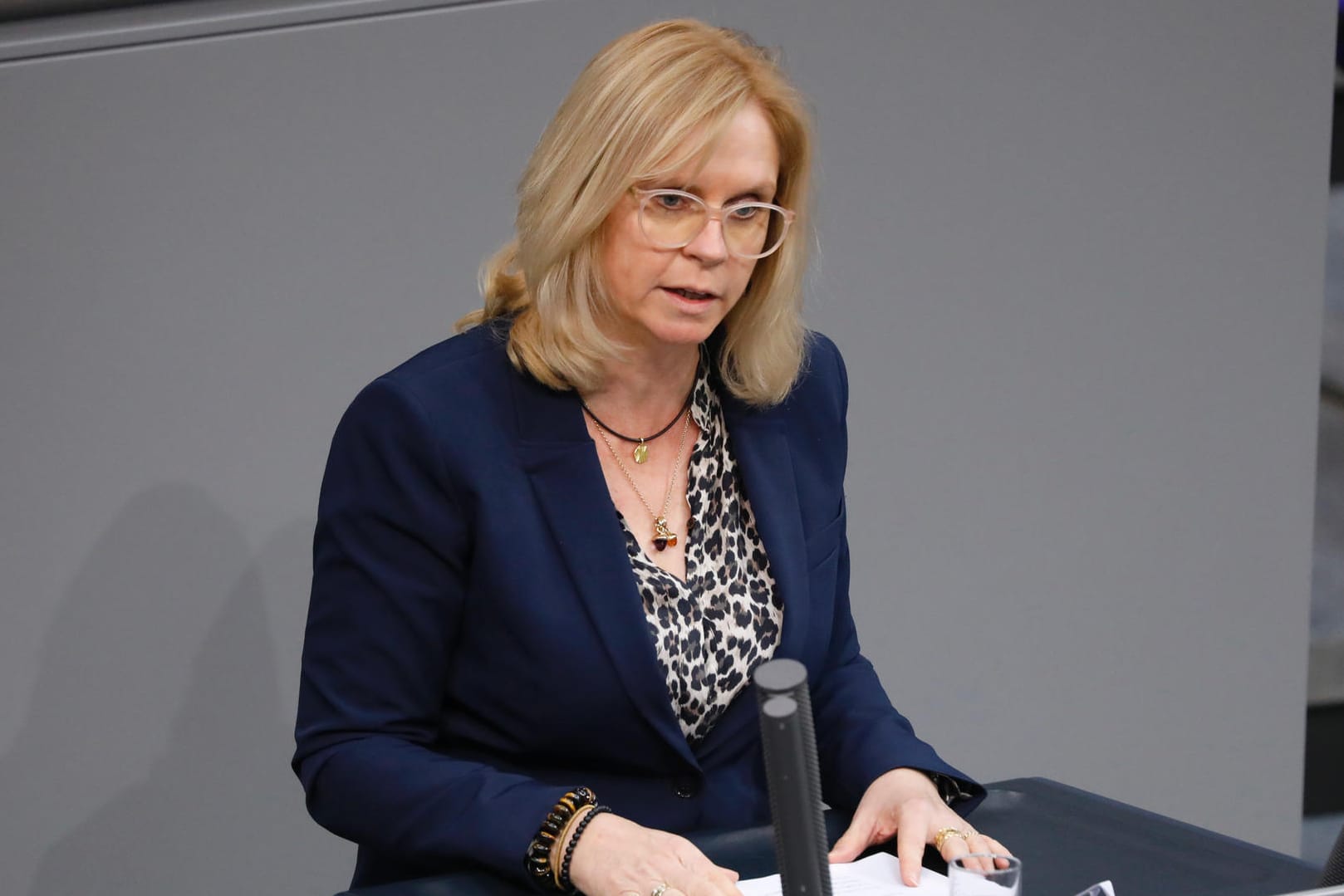 Andrea Lindholz (CSU): Den Schlüssel zu einer erfolgreichen Bekämpfung der Corona-Pandemie sieht sie in einem Krisenstab.