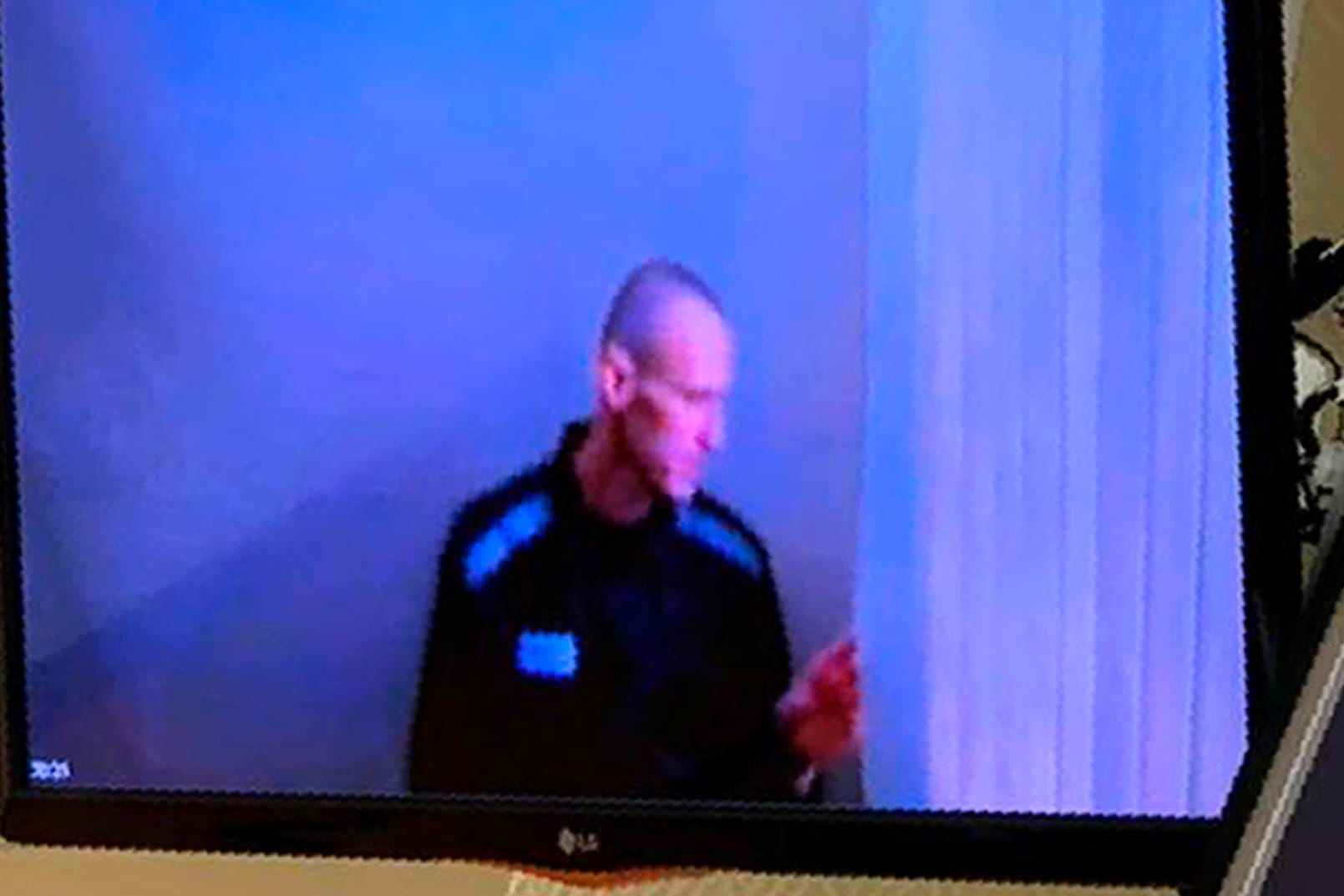 Videoübertragung aus dem Gerichtssaal zeigt Alexej Nawalny: Das Unterstützernetzwerk des Kreml-Kritikers hat sich aufgelöst.