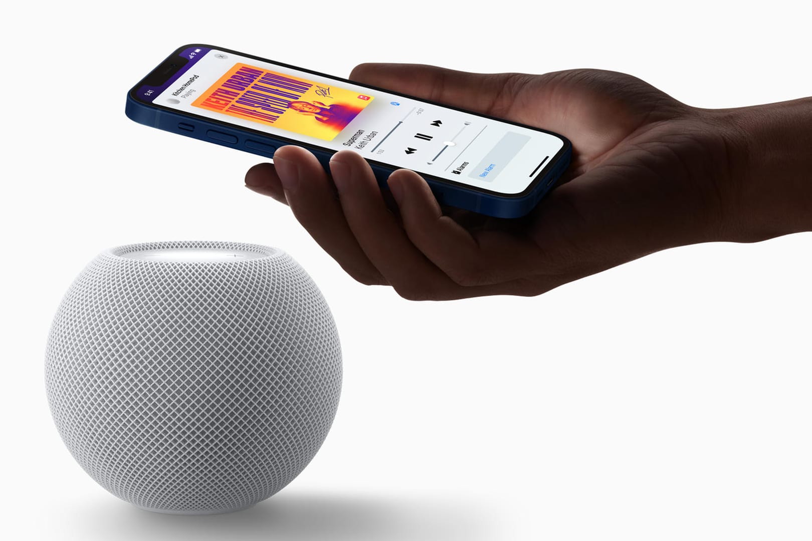 Der HomePod mini ist heute im Set mit einem LED-Lichtstreifen im Angebot.