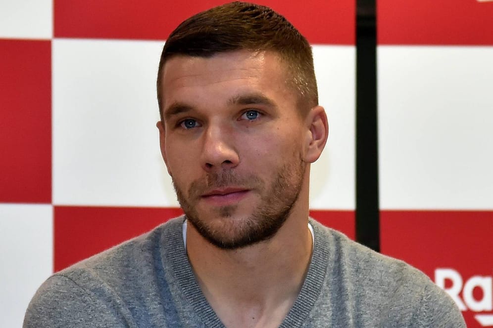 Lukas Podolski: Der Ex-Nationalspieler äußerte sich zum Urteilsspruch im Metzelder-Prozess.