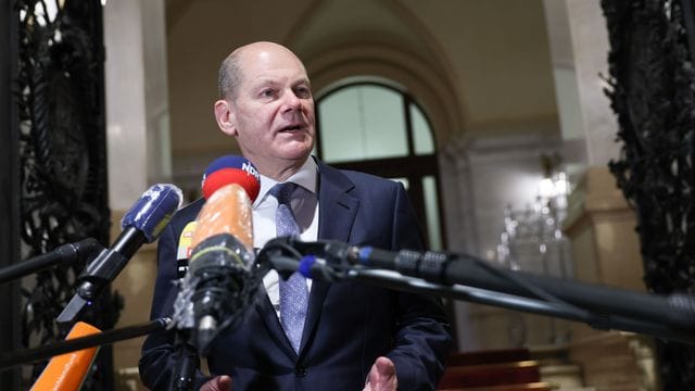 Olaf Scholz (SPD) äußert sich nach seinem Auftritt im Parlamentarischen Untersuchungsausschuss der Hamburgischen Bürgerschaft zum Cum-Ex-Skandal.