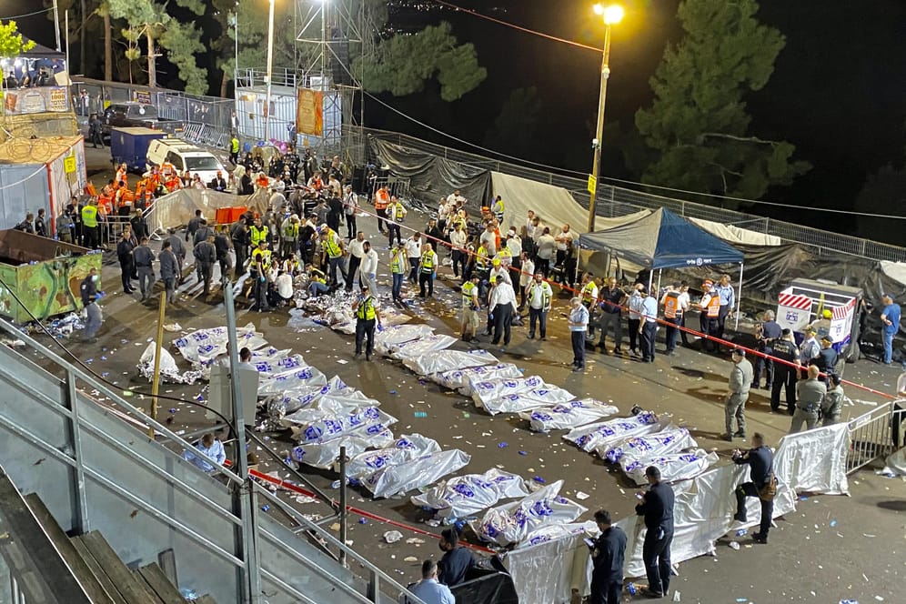 Dutzende Leichen nach der Massenpanik in Israel: Die Menschen kamen zum Feiertag "Lag Baomer" zusammen.