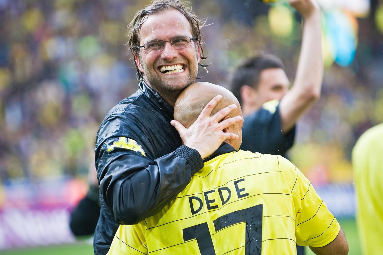Jürgen Klopp und Dede: Beide feiern zusammen die Dortmunder Meisterschaft 2011.