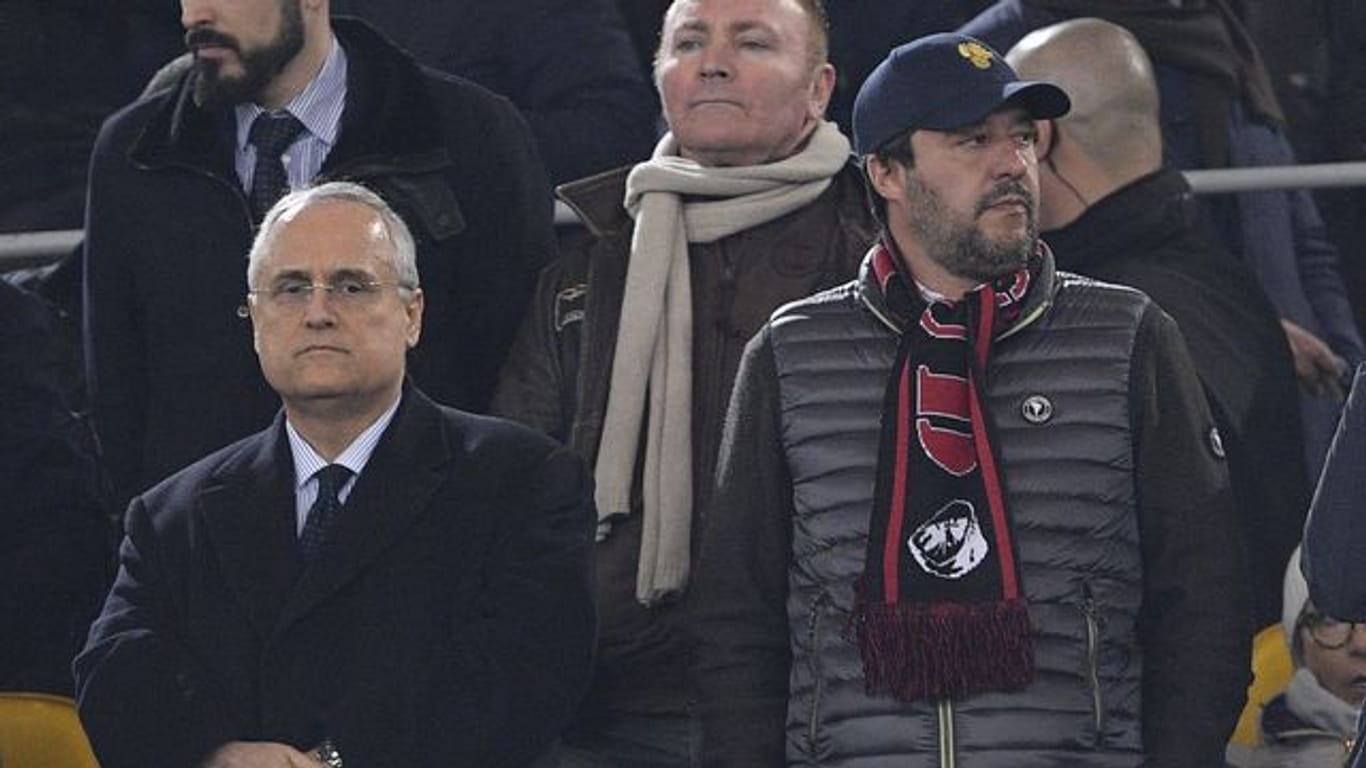 Lazio Roms Clubchef Claudio Lotito wird zwölf Monate in seiner Funktion gesperrt.