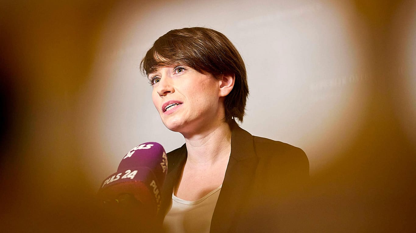 Österreichische Grünen-Politikerin Sigrid Maurer: Ging gegen obszöne Facebook-Postings vom Account des "Bierwirts" vor.