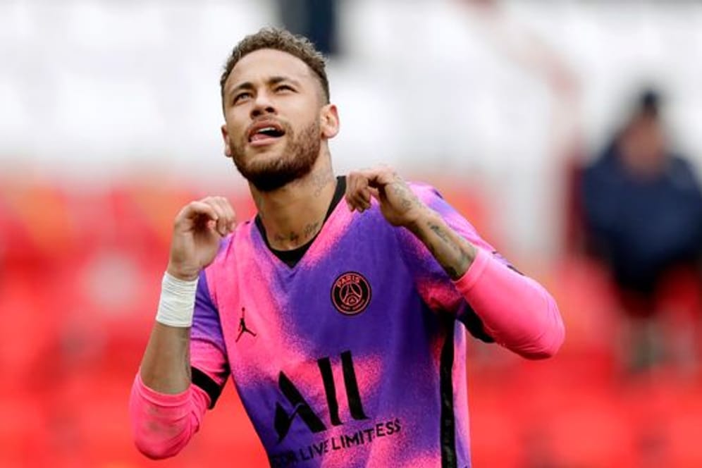 Neymar schoss PSG gegen Lens in Führung.