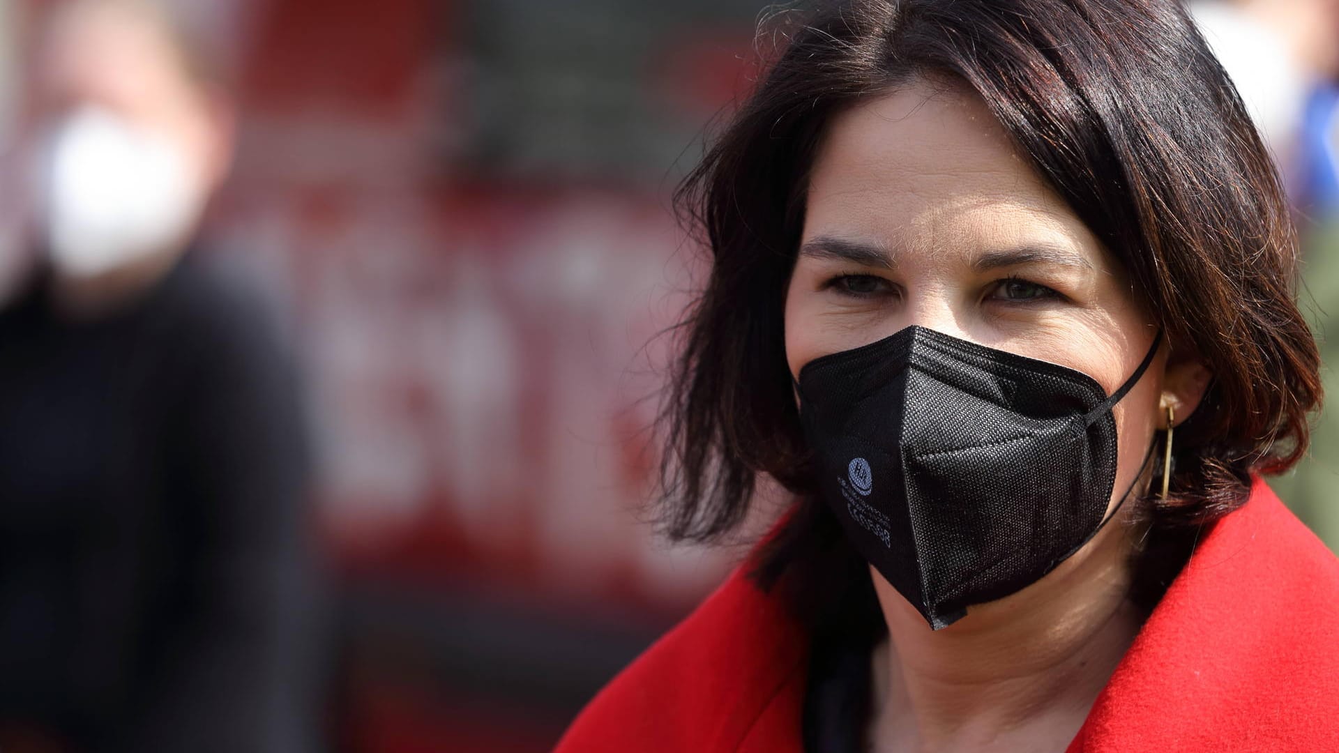 Kanzlerkandidatin Annalena Baerbock während einer Kundgebung des DGB. Ihre Partei liegt in Umfragen vorne. Kanzlerkandidatin Annalena Baerbock während einer Kundgebung des DGB. Ihre Partei liegt in Umfragen vorne.