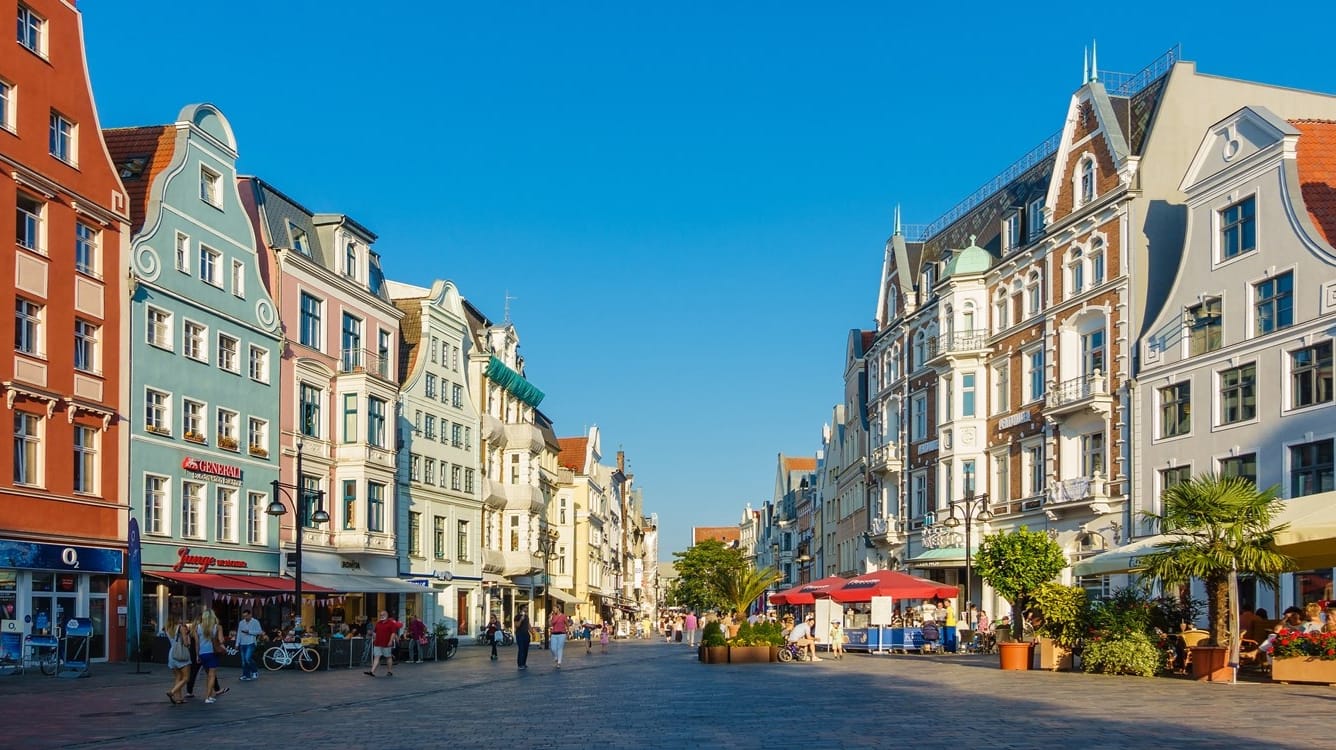 Zu Fuß erreichen Sie die Rostocker Altstadt vom Hotel aus in etwa 20 Minuten.