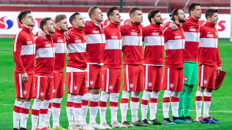 Die polnische Nationalmannschaft am 28. März 2021 vor dem WM-Qualifikationsspiel gegen Andorra.