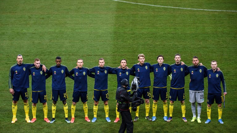 Das schwedische Team am 25.3.2021 in Stockholm vor dem Spiel gegen Georgien.