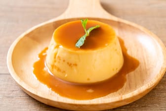 Pudding: Das Dessert lässt sich auch leicht selbst ohne fertiges Pulver anrühren.