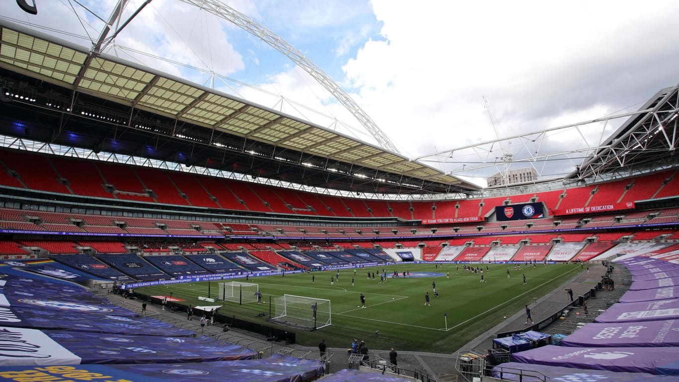 Im Londoner Wembleystadion finden drei Spiele der Gruppe D statt. Die anderen drei werden in Glasgow ausgetragen.