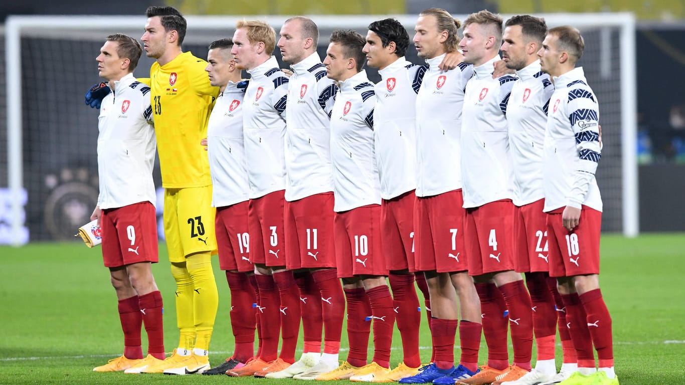 Das Team der Tschechischen Republik vor dem Testspiel gegen Deutschland am 11.11.2020.