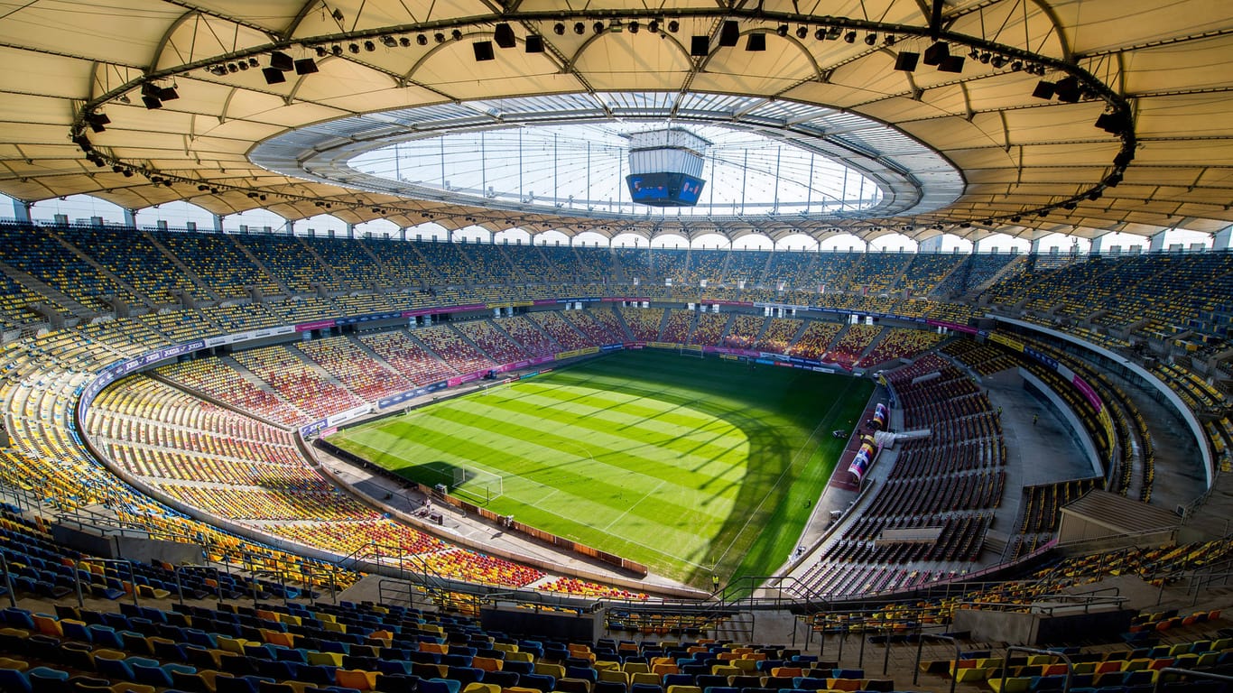 In der Arena Nationala in Bukarest finden drei der sechs Gruppenspiele statt. Die anderen drei Spiele werden in Amsterdam ausgetragen.