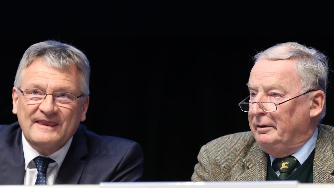 Jörg Meuthen und Alexander Gauland (rechts): Mit seiner Forderung nach Zurückhaltung hat Bundessprecher Meuthen in der Partei einige vor den Kopf gestoßen.