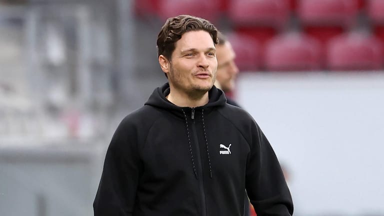 Edin Terzic: Der BVB-Erfolgscoach hat wohl die Offerte eines anderen Bundesligisten abgelehnt.