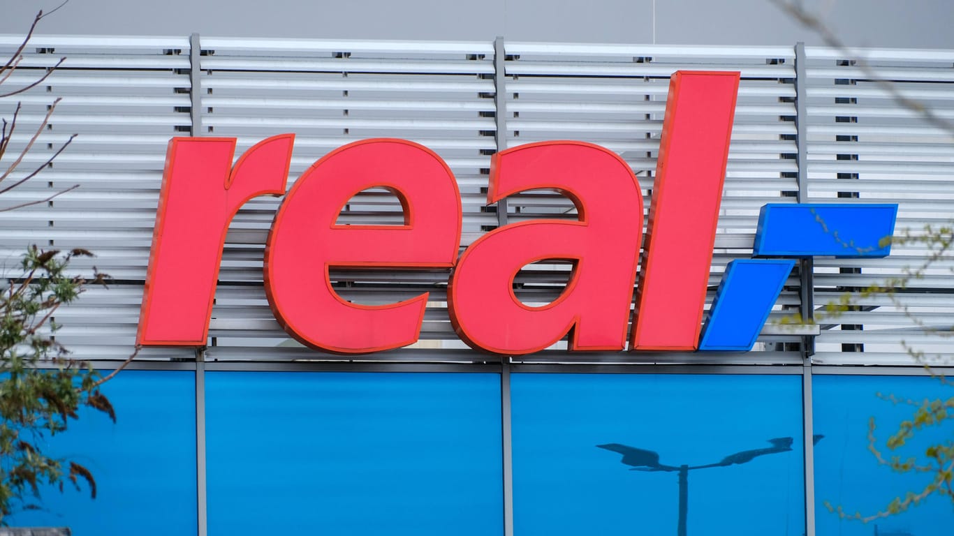 Dieses Logo ist bald Geschichte: Die Supermarktkette Real wird zerschlagen, die Marke verschwinden.