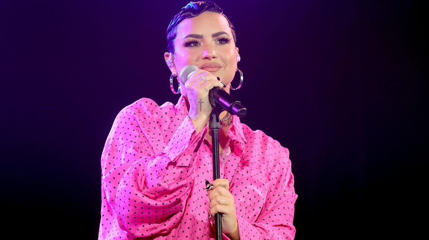 Demi Lovato: Der Popstar hat erklärt, sich keinem Geschlecht zugehörig zu fühlen.