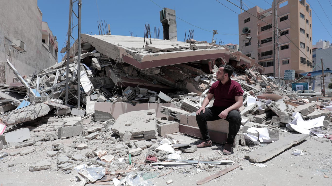 Israelische Luftangriffe zerstören im Gazastreifen Häuser und Wohnungen von Zivilisten: Laut den Vereinten Nationen gibt es in Gaza seit Beginn des Konflikts über 50.000 Geflüchtete.