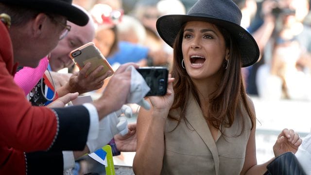 Covid-19-Erkrankung: Selma Hayek, hier 2015 in Hollywood, wollte nicht ins Krankenhaus.