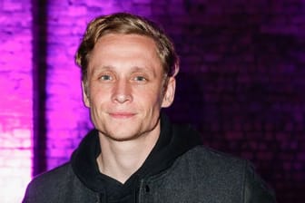 Matthias Schweighöfer spielt in dem US-Zombiefilm "Army Of The Dead" mit.