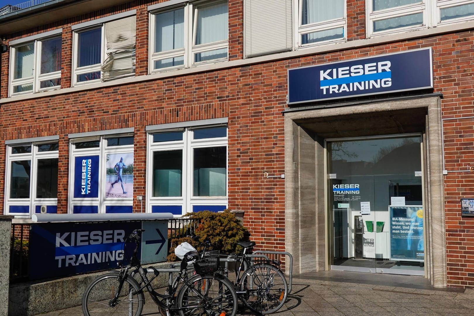 Kieser Training: Deutschlandweit stehen die Fitnesstudios von Werner Kieser.