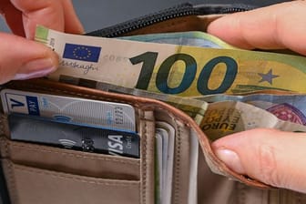 Wer wissen will, wie sich die Inflation auf das eigene Portemonnaie auswirkt, kann dafür jetzt auch den persönlichen Infaltionsrechner der EZB nutzen.