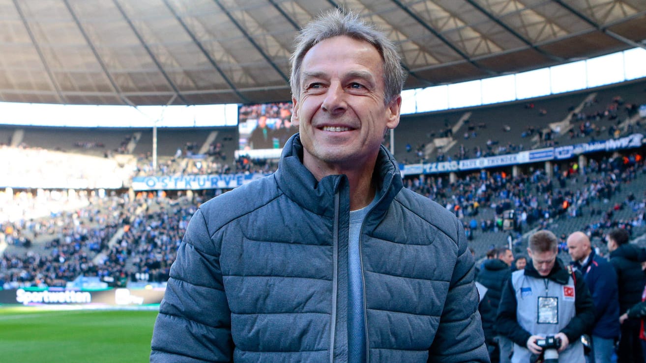 Jürgen Klinsmann: Der frühere Bundestrainer fordert von der DFB-Elf den EM-Titel. Jürgen Klinsmann: Der frühere Bundestrainer fordert von der DFB-Elf den EM-Titel.