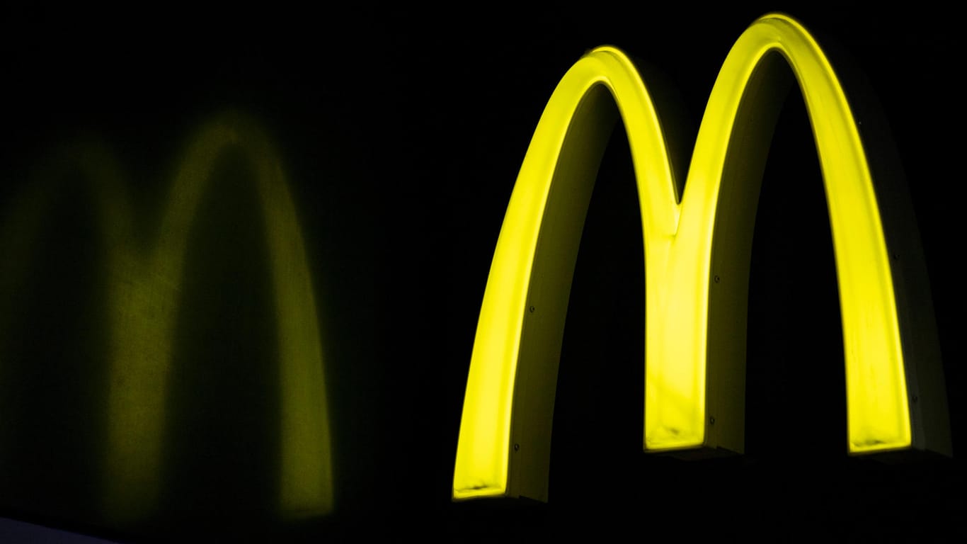 Mcdonald S Rassismus Fastfood Gigant Auf 10 Milliarden Dollar Verklagt